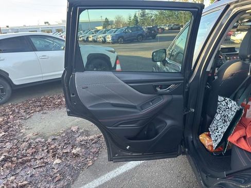 Used 2023 Subaru Forester Sport image 17