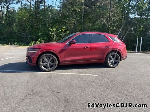 Used 2024 Genesis GV70 2.5T w/ Sport Prestige Package image 1