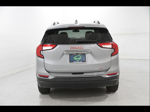 Used 2024 GMC Terrain AT4 w/ Tech Package AWD/4WD image 19