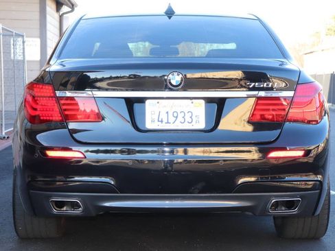 Used 2013 BMW 750Li image 9