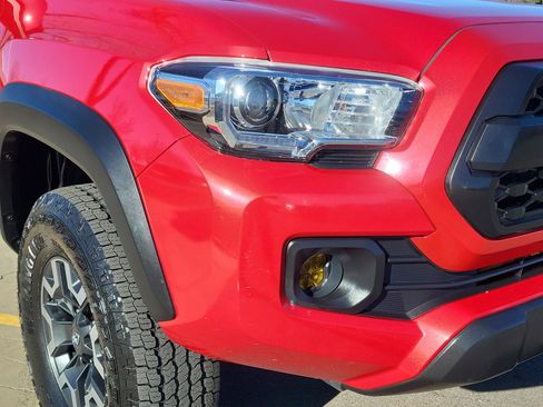 Used 2022 Toyota Tacoma TRD Off-Road image 5