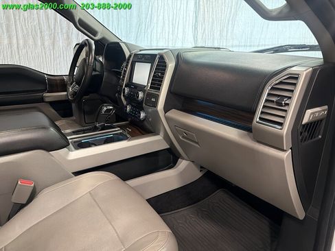 Used 2015 Ford F150 Lariat w/ Equipment Group 502A Luxury AWD/4WD image 5