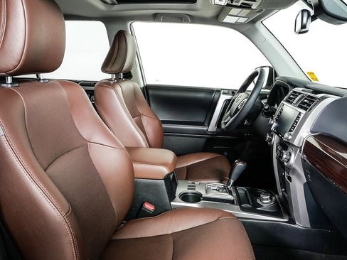 Used 2020 Toyota 4Runner Limited image 23