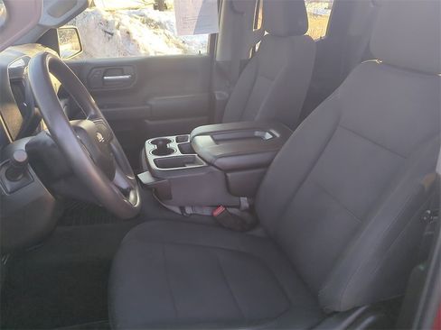 Used 2020 Chevrolet Silverado 1500 Custom w/ Custom Value Package image 9