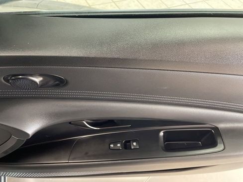 Used 2025 Hyundai Elantra SEL FWD image 14