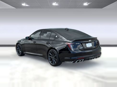 Used 2022 Cadillac CT5 V w/ Premium Package RWD image 3