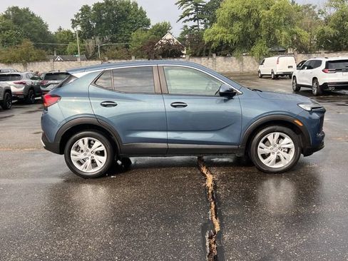 Used 2024 Buick Encore GX Preferred w/ Comfort Package FWD image 6