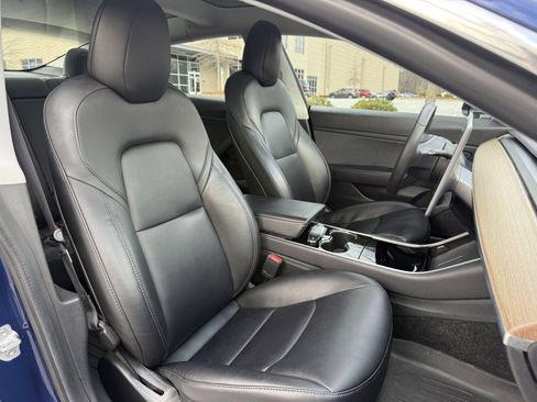 Used 2020 Tesla Model 3 Standard Range Plus image 36