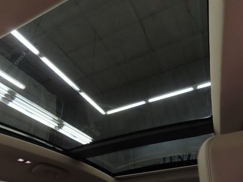 Used 2020 Lincoln Corsair Reserve image 31