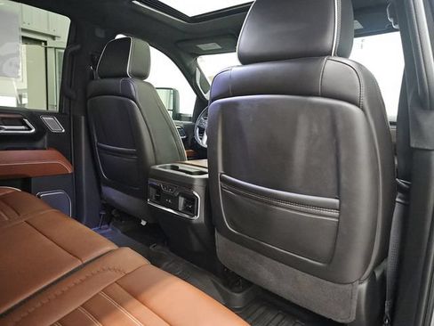 Used 2024 GMC Sierra 2500 Denali Ultimate AWD/4WD image 30