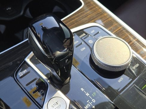 Used 2021 BMW X5 xDrive45e image 36