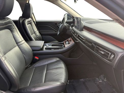 Used 2023 Lincoln Aviator Reserve image 15
