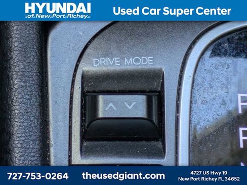 Certified 2025 Hyundai Kona SE FWD image 24