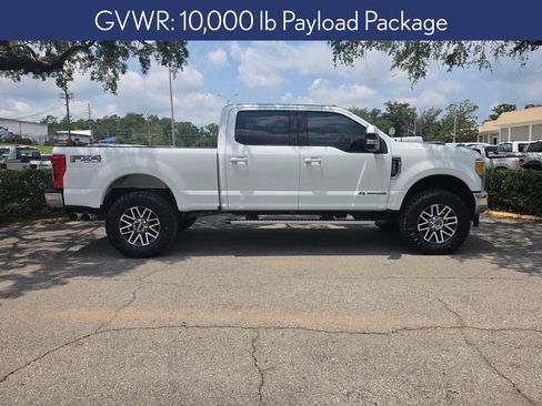 Used 2017 Ford F250 Lariat w/ Lariat Value Package AWD/4WD image 6
