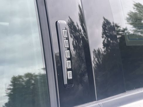 Used 2023 Ford F150 Lariat w/ Equipment Group 502A High image 37