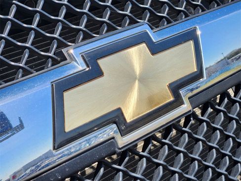 Used 2024 Chevrolet Express 2500 w/ Driver Convenience Package image 12