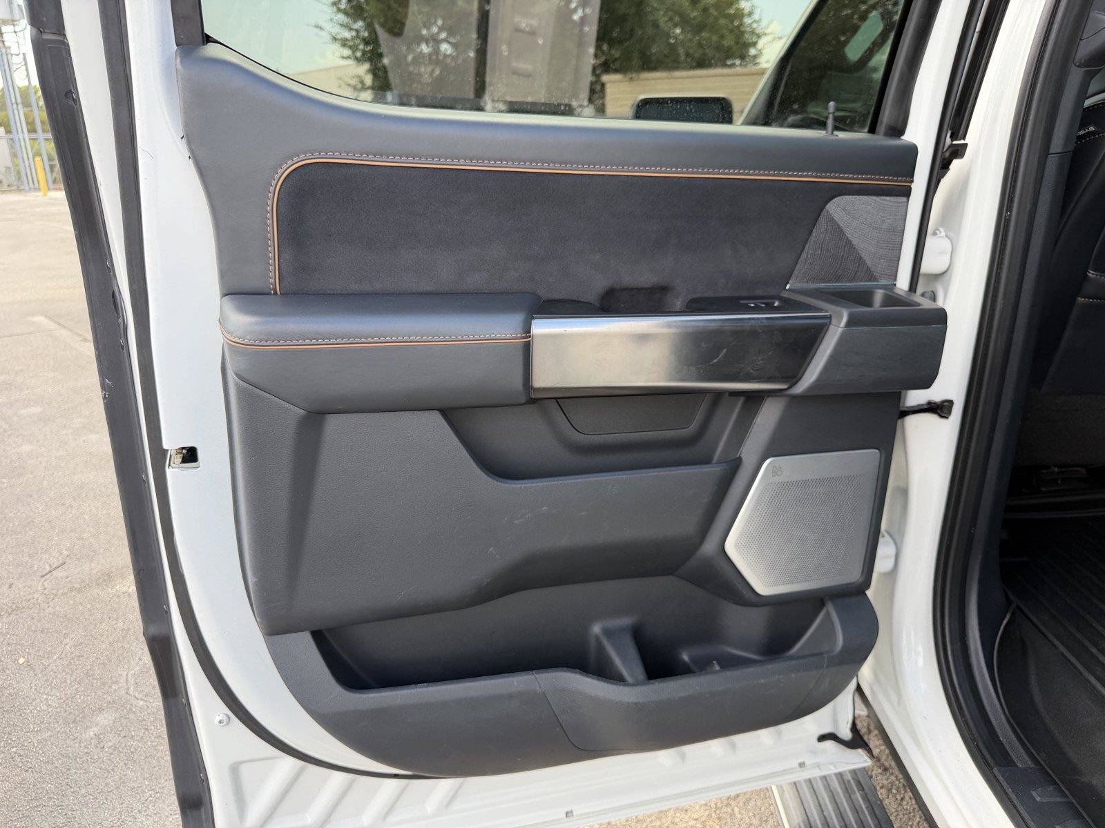 Used 2021 Ford F150 Platinum w/ Equipment Group 701A High AWD/4WD image 17