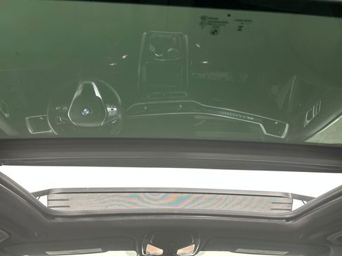 Used 2025 BMW X5 xDrive50e image 18