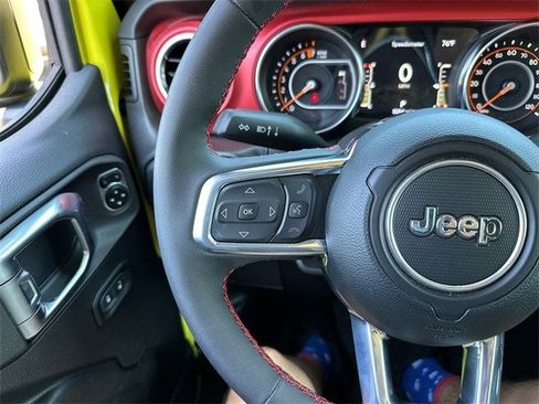 Used 2023 Jeep Gladiator Rubicon w/ LED Lighting Group image 38