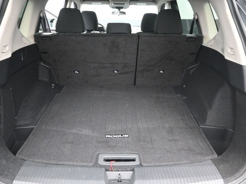 Certified 2025 Nissan Rogue S image 16