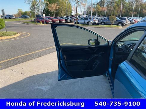 Used 2018 Subaru Impreza 2.0i Premium w/ Eyesight & BSD & Rcta AWD/4WD image 15