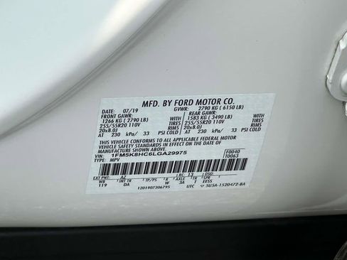 Used 2020 Ford Explorer Platinum image 10