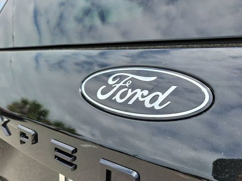 New 2026 Ford Expedition Max Platinum AWD/4WD image 9