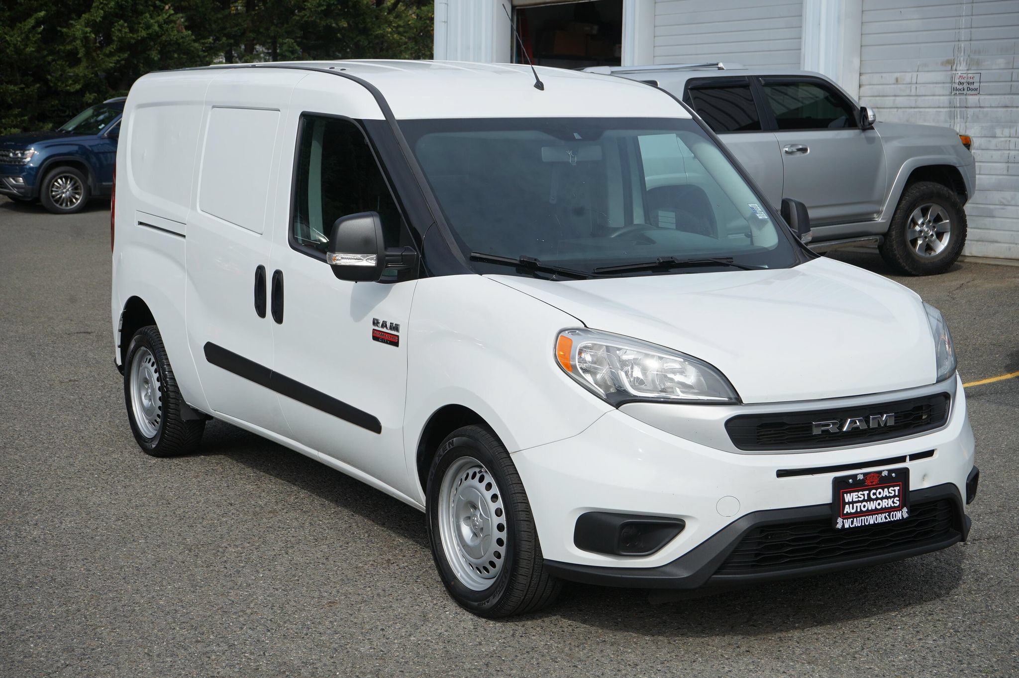 Used 2022 RAM ProMaster City Tradesman FWD image 7