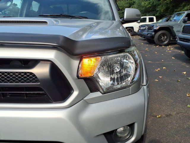 Used 2012 Toyota Tacoma 4x4 Double Cab w/ TRD Sport Pkg image 14