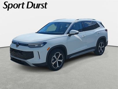 New 2025 Volkswagen Tiguan SE