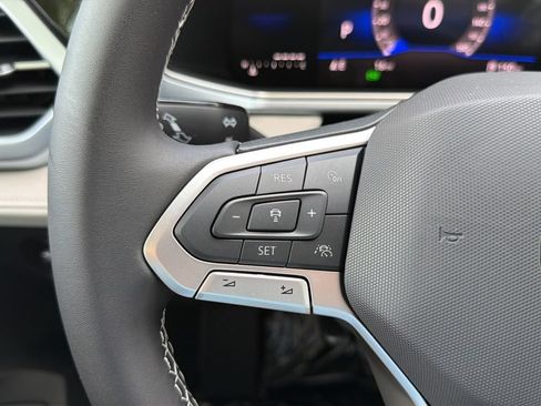 New 2026 Volkswagen Taos SE AWD/4WD image 21
