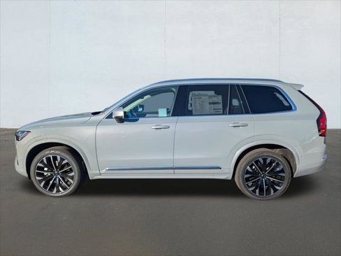 New 2026 Volvo XC90 B6 Ultra image 3