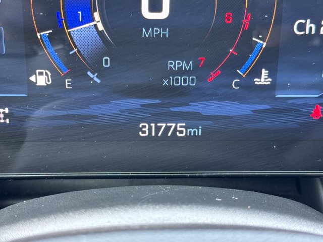 Used 2025 Chevrolet Equinox LT AWD/4WD image 17