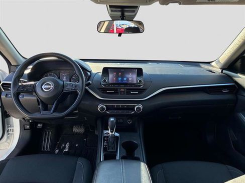 Certified 2024 Nissan Altima 2.5 S image 14