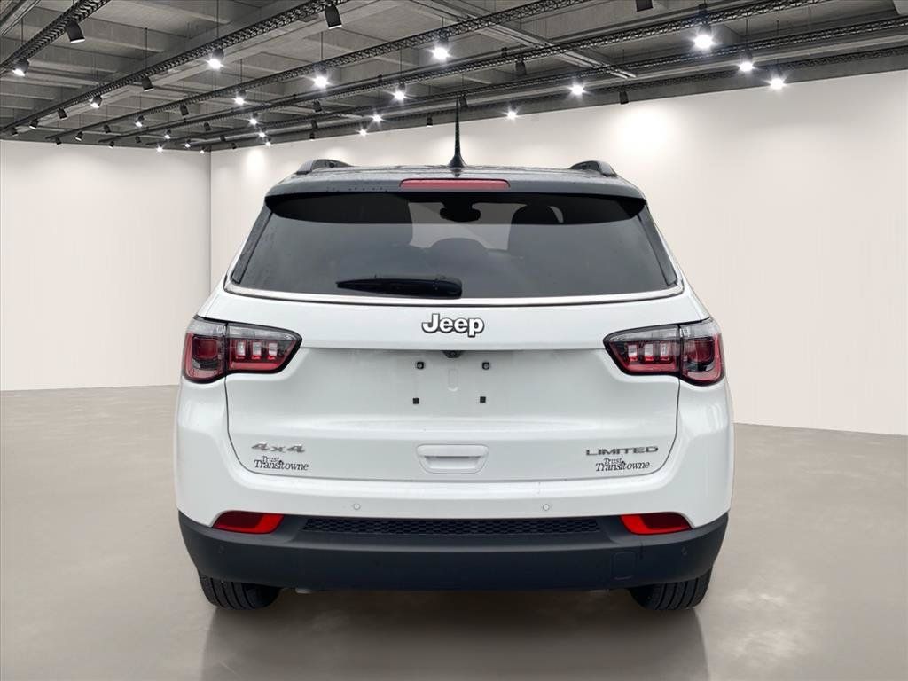 Certified 2025 Jeep Compass Limited AWD/4WD image 6