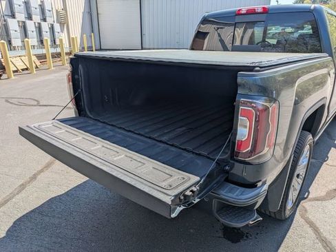 Used 2018 GMC Sierra 1500 Denali w/ Denali Ultimate Package AWD/4WD image 33