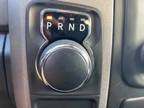 Used 2018 RAM 1500 Express image 34