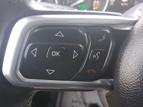 Used 2022 Jeep Wrangler Unlimited Sahara w/ Dual Top Group image 20