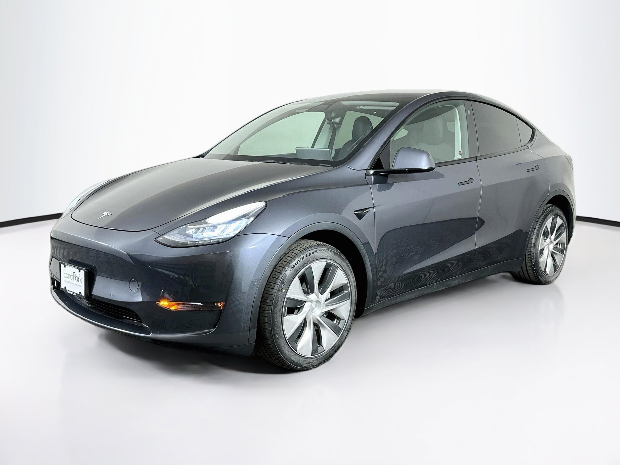 Used 2022 Tesla Model Y Long Range AWD/4WD image 3