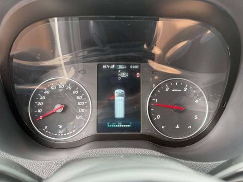 Used 2024 Mercedes-Benz Sprinter 3500 image 25