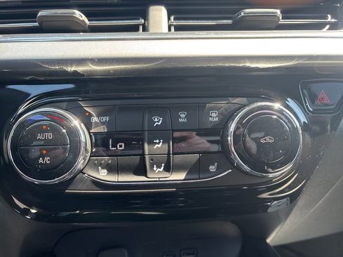 New 2026 Chevrolet Trax LT w/ Driver Confidence Package FWD image 16