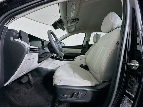 Used 2025 Hyundai Tucson SEL FWD image 13