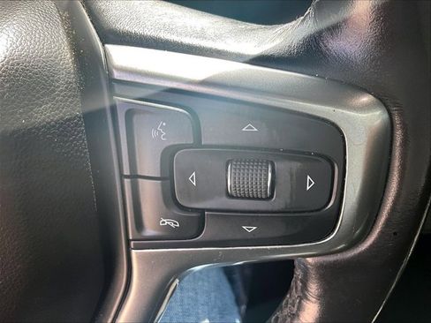 Used 2021 Chevrolet Silverado 1500 LT image 20