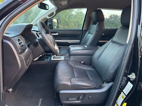 Used 2015 Toyota Tundra SR5 w/ SR5 Upgrade Package image 14