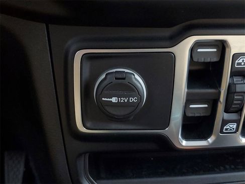 Used 2020 Jeep Gladiator Sport w/ Quick Order Package 24S image 27