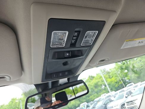 Used 2014 RAM 1500 Laramie w/ Convenience Group RWD image 20