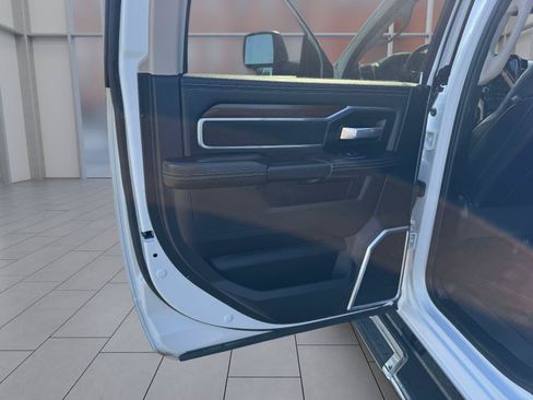 Used 2024 RAM 3500 Laramie AWD/4WD image 21