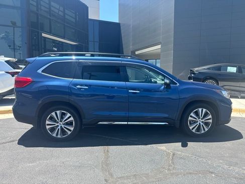 Used 2021 Subaru Ascent Touring w/ Popular Package #2 AWD/4WD image 2