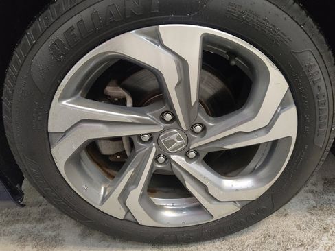 Used 2020 Honda Accord EX image 31