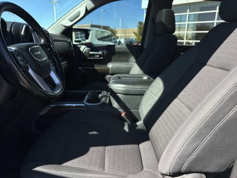 Used 2020 GMC Sierra 1500 Elevation w/ Elevation Value Package image 18